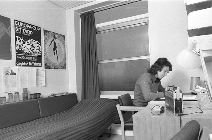 Langwith College student bedroom, 1975